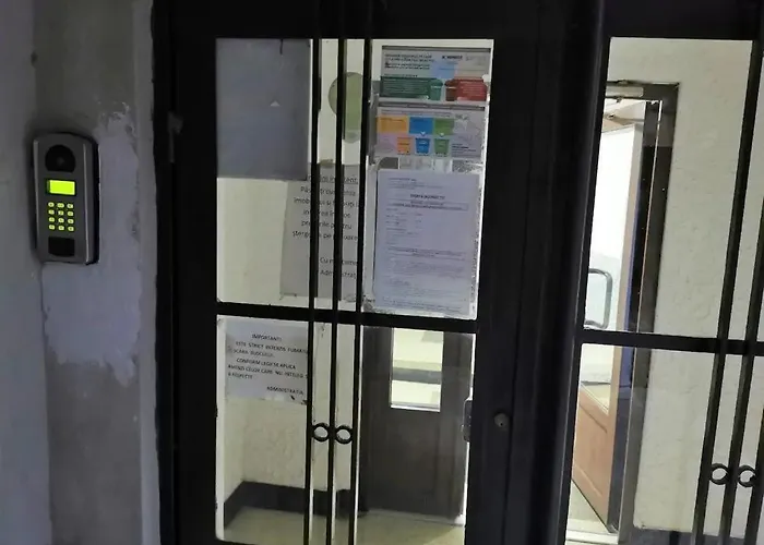 Luxury Piata Universitate Old Town * Bucareste