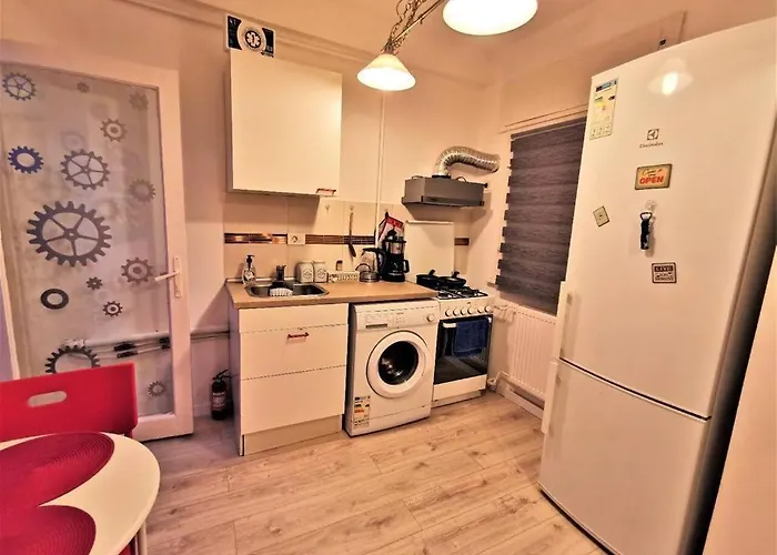 Luxury Piata Universitate Old Town Apartamento *